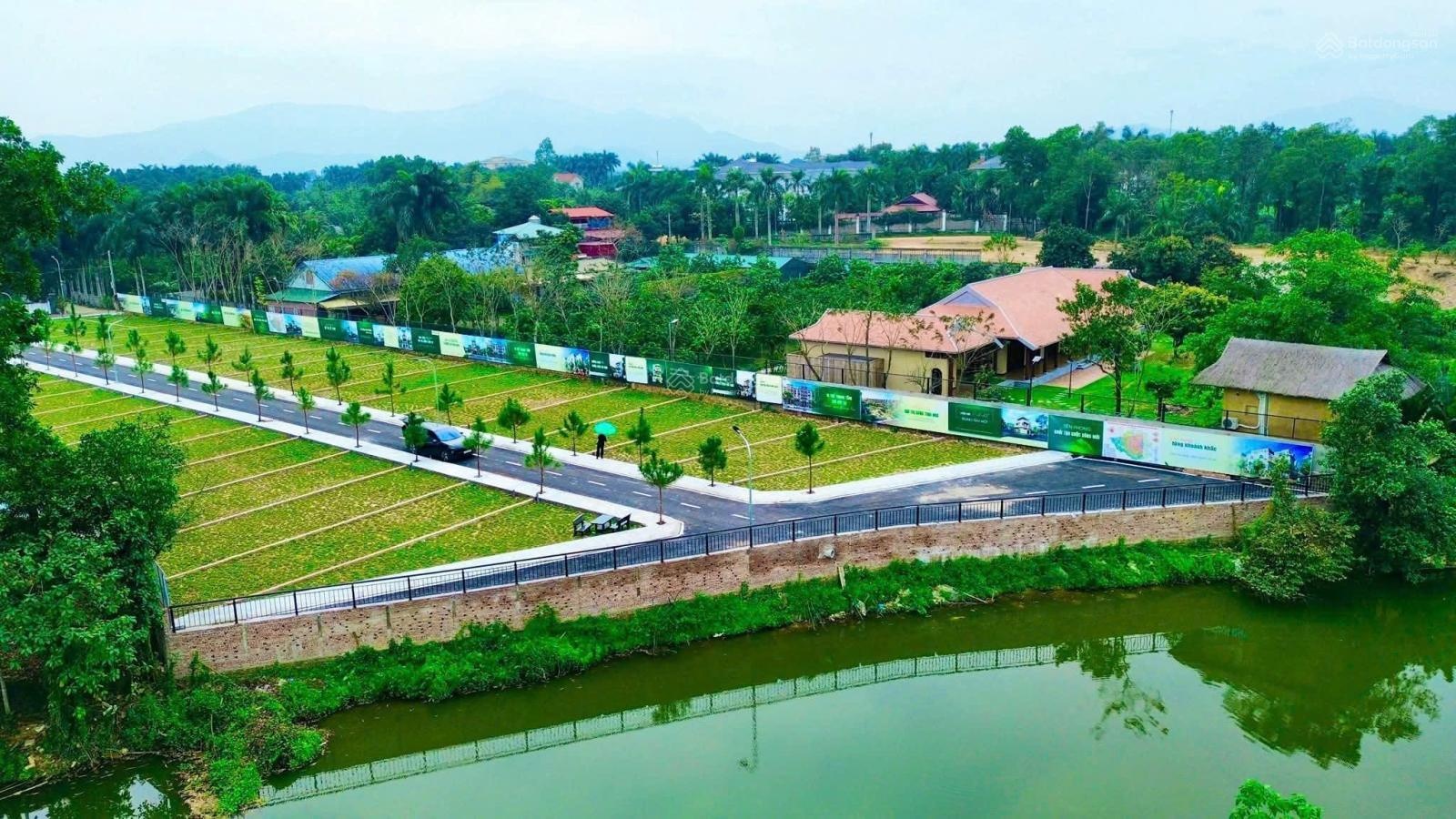 20 triệu / m2, 100 m2. Bán đất tại Quốc lộ 21A, Dân sinh hiện hữu phát triển.