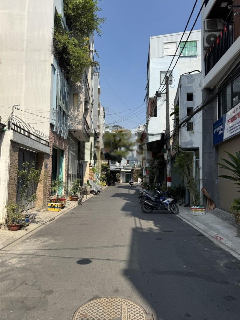 Khu CC Bàu Cát 40m2 2.5 Tầng Nở Hậu 5.8M dài 10M - Chỉ 4 tỷ hơn