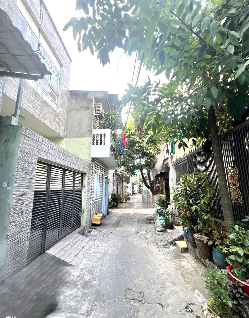 Nhà 2 Tầng 3.5Tỷ Tân Phú Cũ Ngay Gò Dầu-4x9(BTCT)-Phù Hợp Mua Để ở Nhà còn Mới kế Aeon Mall Tân Phú