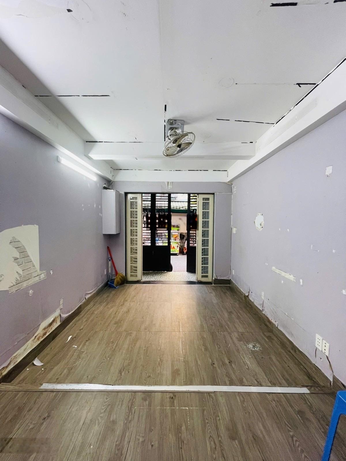 Bán nhà quận 1 - hẻm xe hơi 6m - sát mặt tiền - 5 tầng BTCT - chỉ 8 tỷ nhỉnh