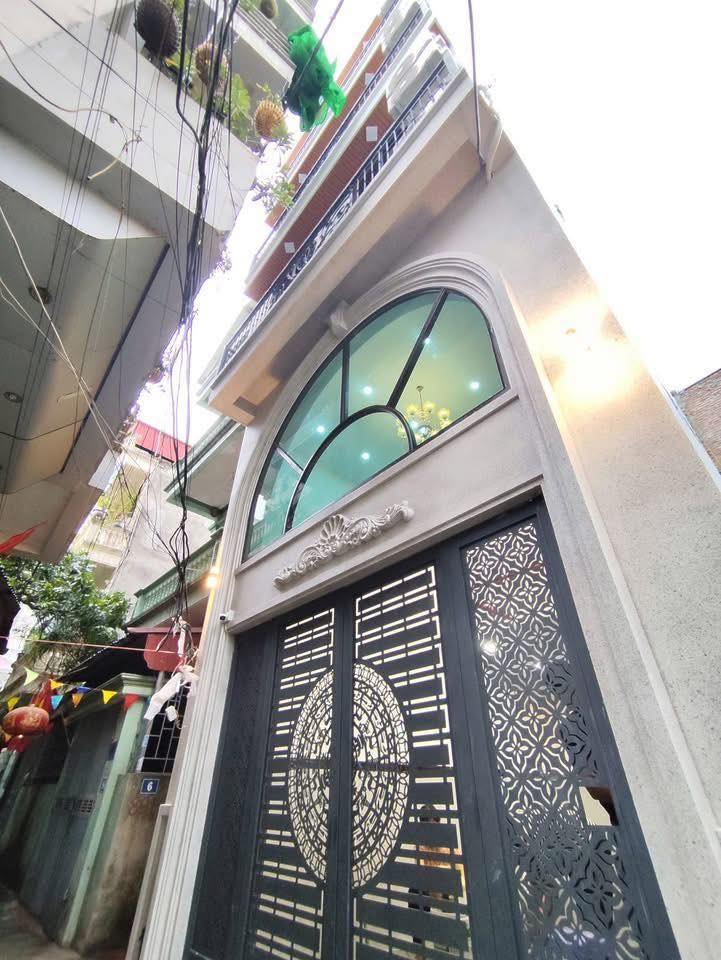 Cho thuê nhà riêng quận Nam Từ Liêm, thành phố Hà Nội, giá 16,4 tỷ