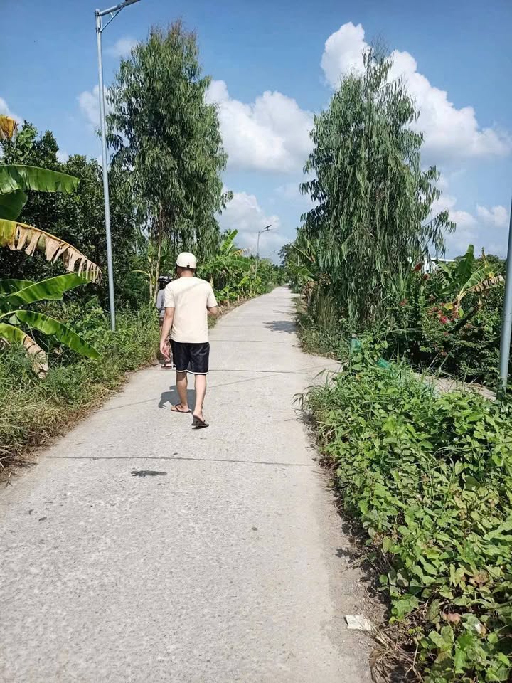 Bán nền 150m2 mặt tiền 5m, đường ô tô 7 chỗ tại An Giang, giá rẻ 330 triệu