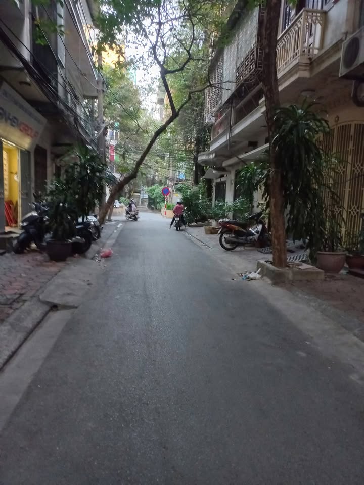 Bán nhà riêng quận Cầu Giấy, thành phố Hà Nội, giá 22,5 tỷ