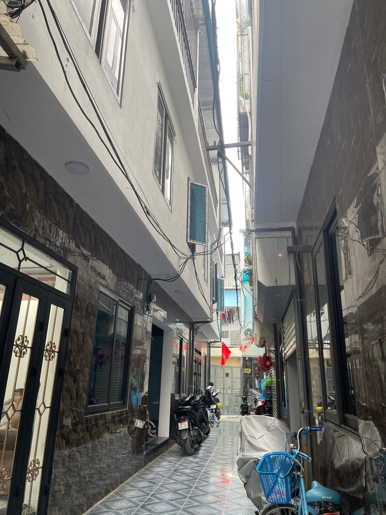 Bán nhà riêng quận Tây Hồ, thành phố Hà Nội, giá 2 tỷ