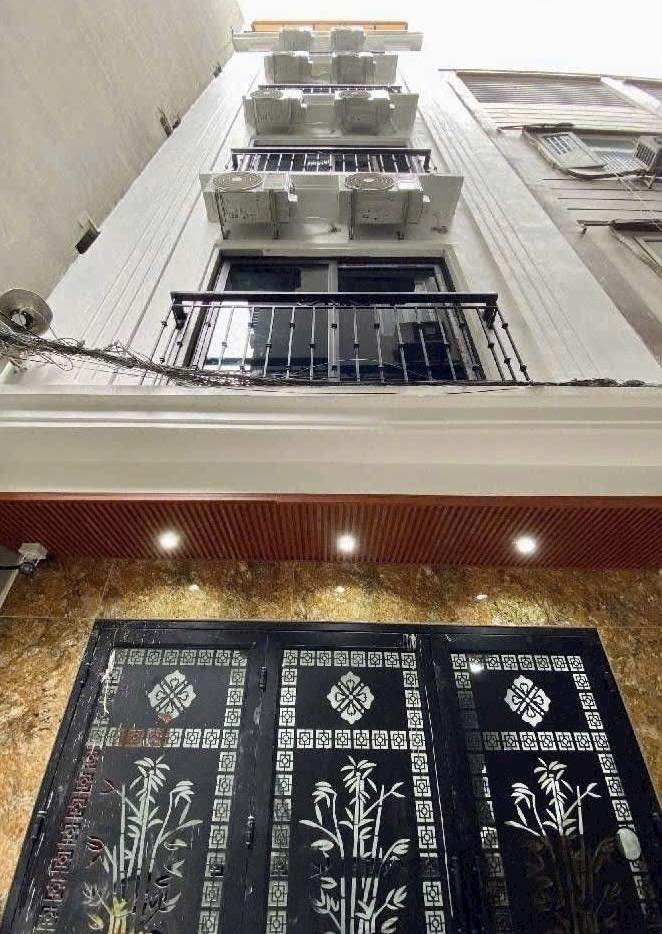 Bán nhà riêng quận Cầu Giấy, thành phố Hà Nội, giá 15,3 tỷ