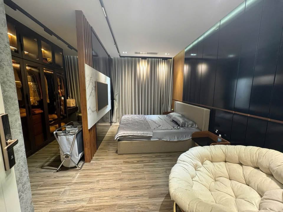 Bán nhà riêng thành phố Nha Trang, tỉnh Khánh Hòa, giá 9,9 tỷ