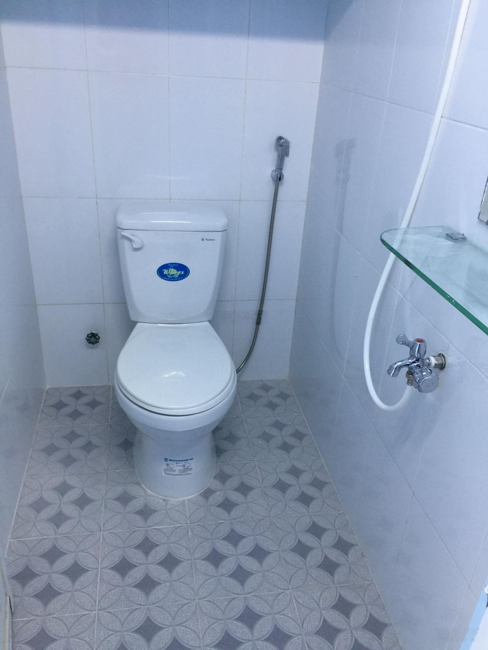 Cho thuê nhà nguyên căn tại 266/6A Vườn Lài, An Phú Đông, Q12