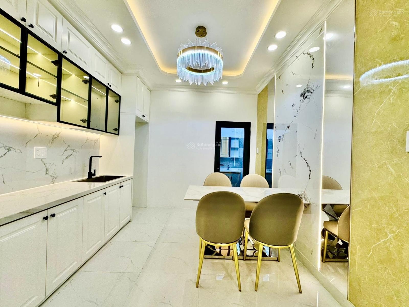 Cực sốc nhà Nguyễn Văn Thương-P.Thạnh Mỹ Tây-BT,gần chợ Văn Thánh.Giá 3tỷ950tr/76m2,cho thuê 29tr.