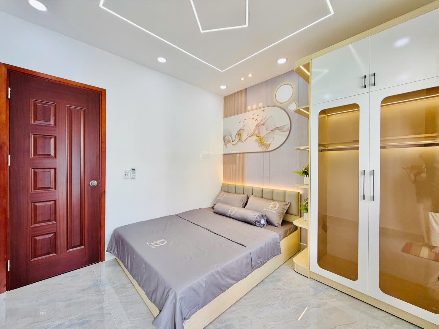 Nhà chính chủ mới đẹp đối diện siêu thị Emart Phan Huy Ích DT 35,2m2 trệt lầu có 3 phòng