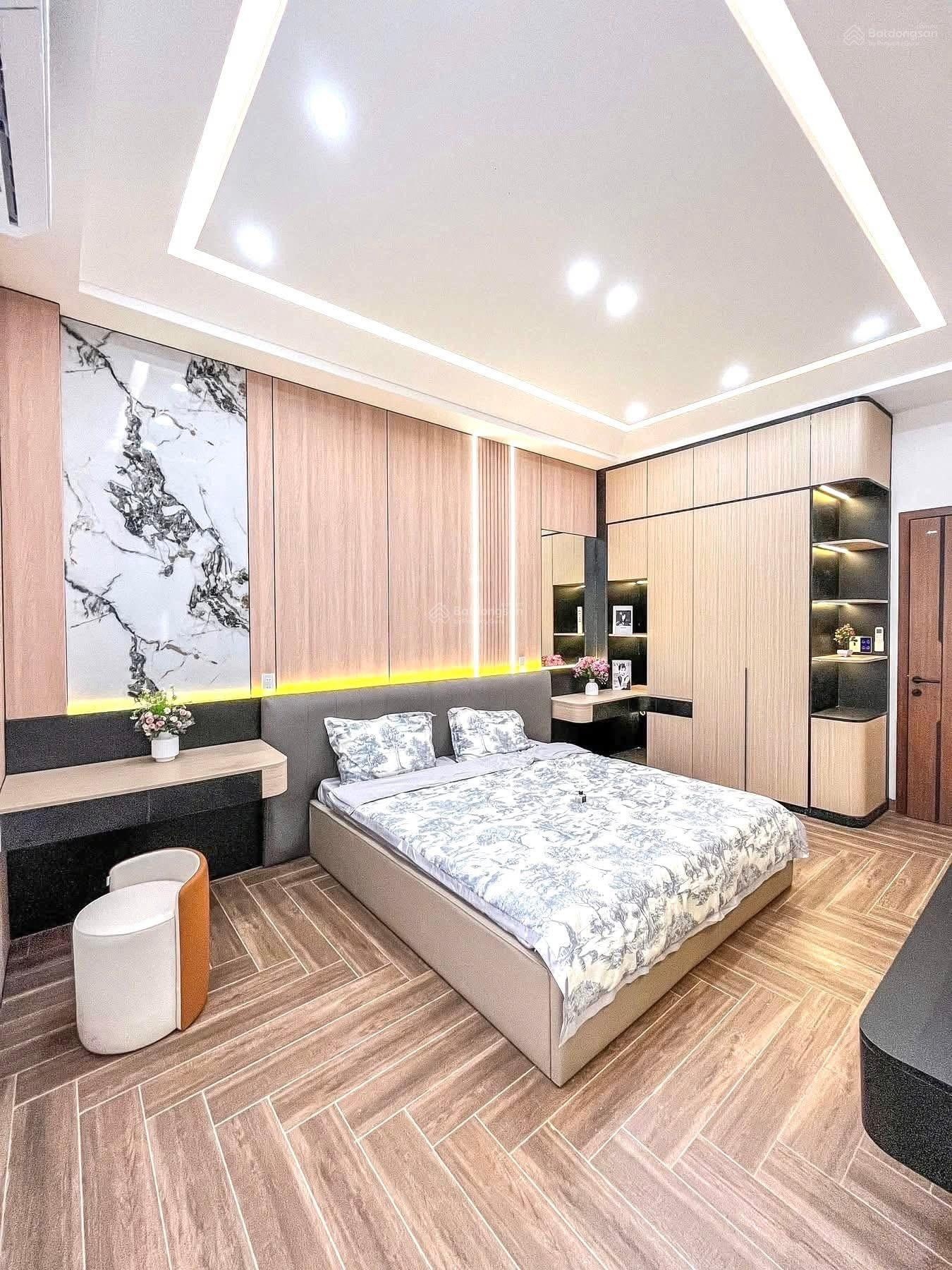 Chỉ 1 căn duy nhất Đặng Văn Ngữ, 58m2, sổ riêng,Giá 3Tỷ550