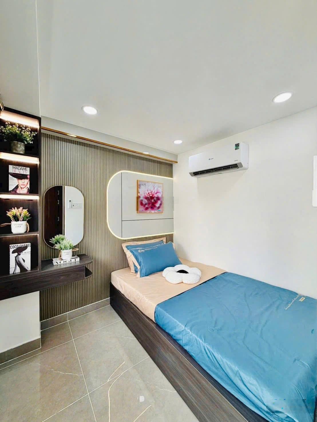 Cần bán nhà hẻm trường sa, p.17, bình thạnh 68m2 1 trệt 2 lầu 3pn 4wc shr giá 2 tỷ 370