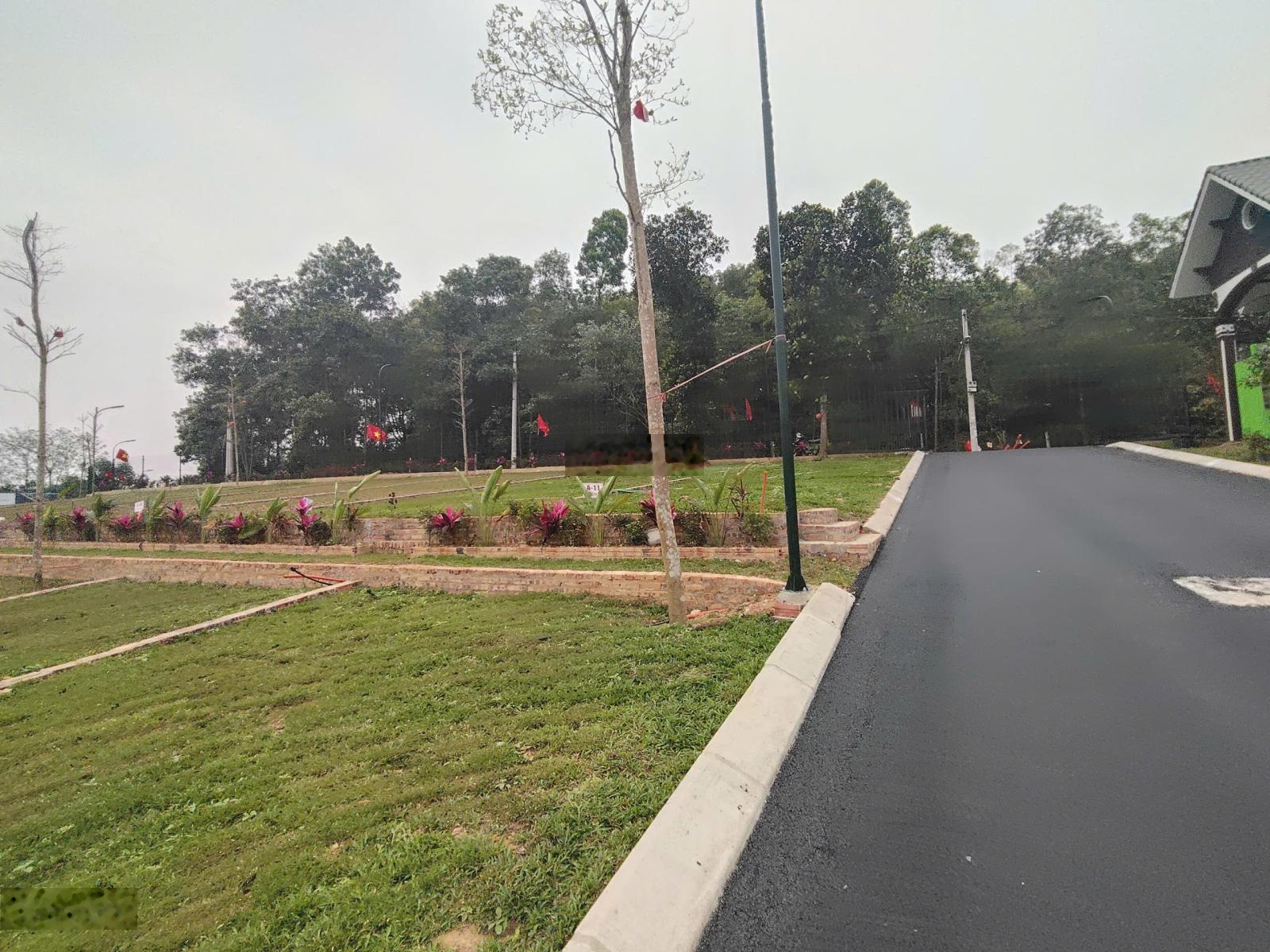 Nhỉnh 1 tỷ có ngay 100m2 full thổ cư sẵn sổ tại Suối Hai,trong Homestay tạo dòng tiền