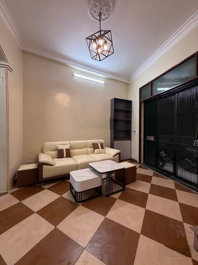 Bán Nhà Dương Văn Bé ngõ to gần phố