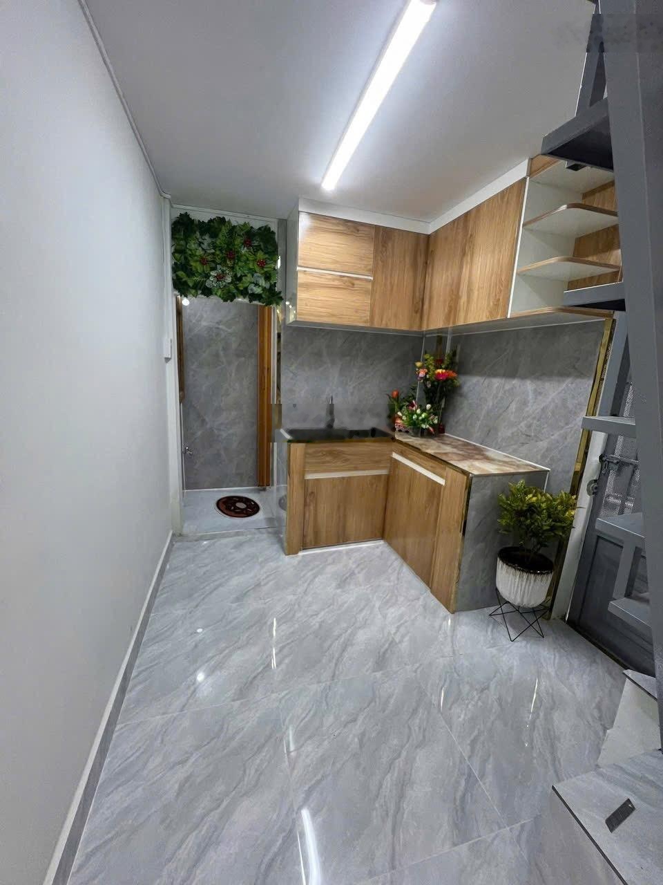 Nhà hẻm Tạ Quang Bửu P3. Q8 (Giá 2ty550)