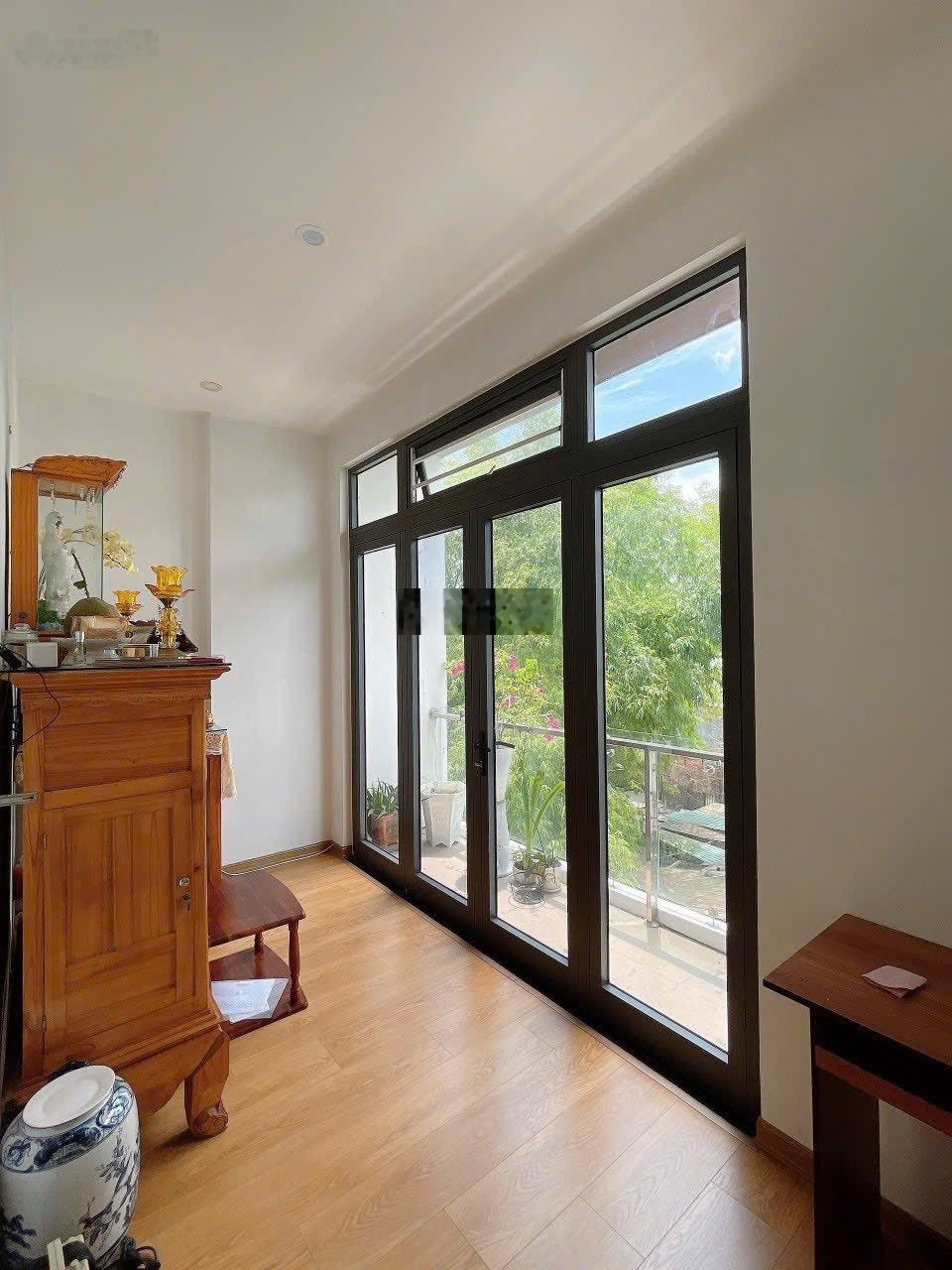 Chính chủ bán nhà 2 lầu giá chỉ 990tr đường Trần Đại Nghĩa đang cho thuê 10tr/th