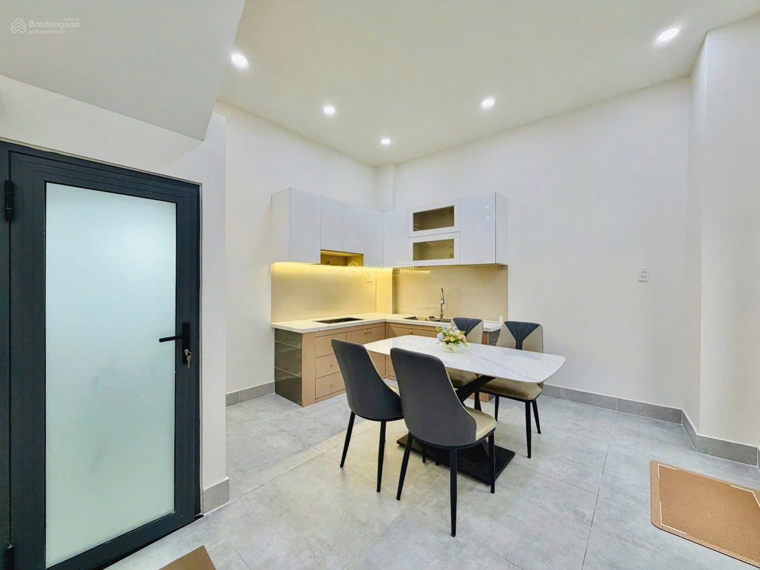 Nhà hẻm điện biên phủ, p.25, bình thạnh 51,6m2 1 trệt 1 lầu 2pn 3wc hđ thuê 15tr/tháng giá 3 tỷ 100