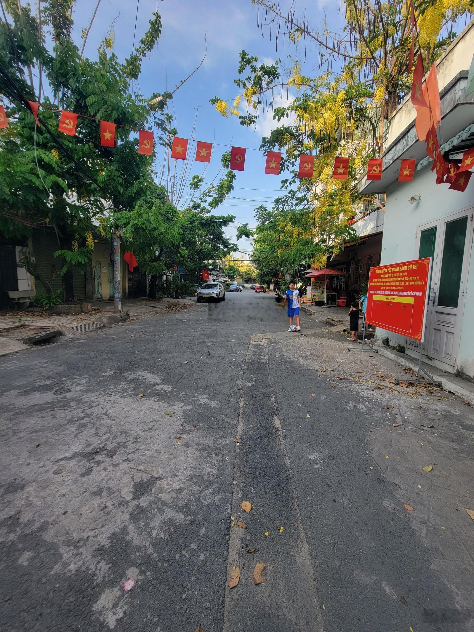 Bán nhà đường B4 Tây Thạnh Tân Phú, 34m2, 4 x 8.5m, xe hơi đỗ cổng, giá chỉ 4.9 tỷ