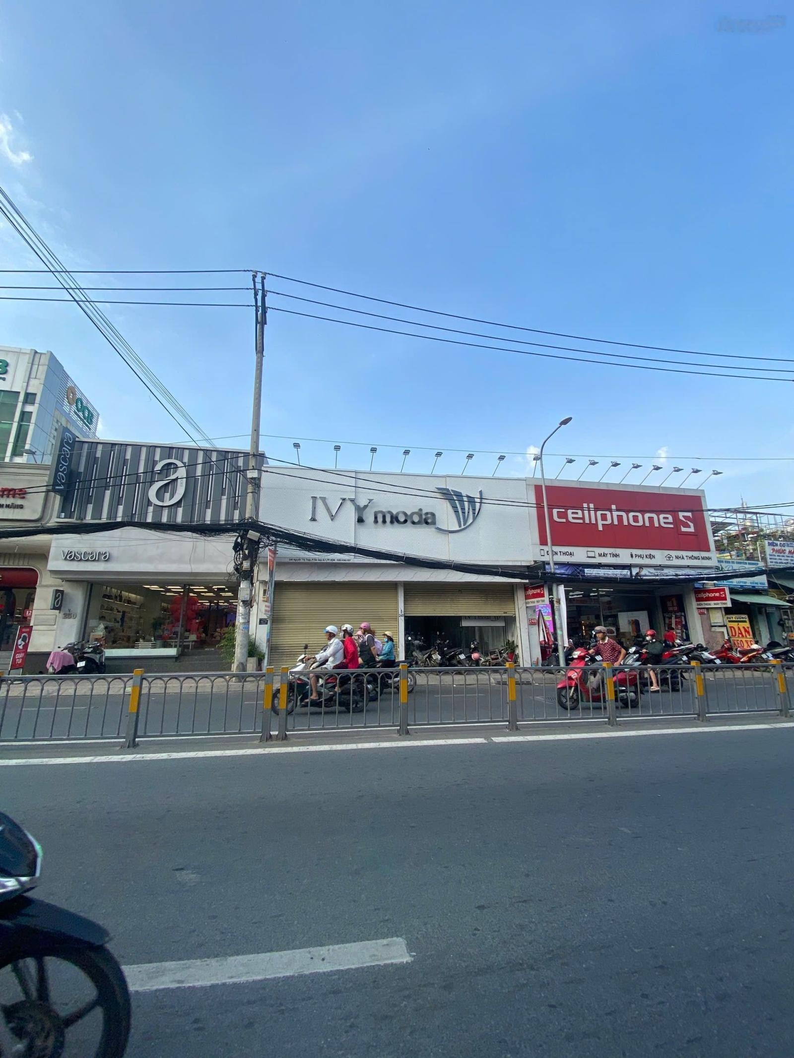 Cho thuê mặt bằng kinh doanh 10x22m, vị trí sầm uất nhất mặt tiền nguyễn thị thập