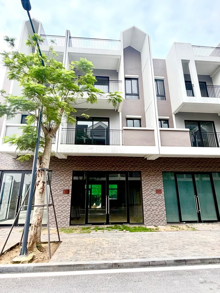 Bán nhà phố Campus 2, thành phố Vinh, nơi an cư lý tưởng, giá chỉ 2.8 tỷ