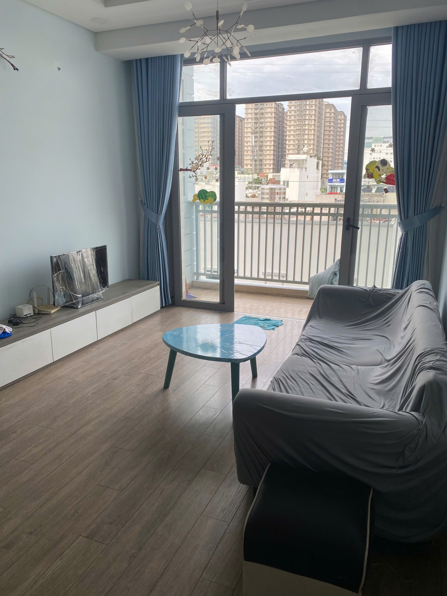 Cho thuê căn hộ Luxcity Quận 7, 85m2, 3 phòng ngủ, giá 14.5 triệu/tháng