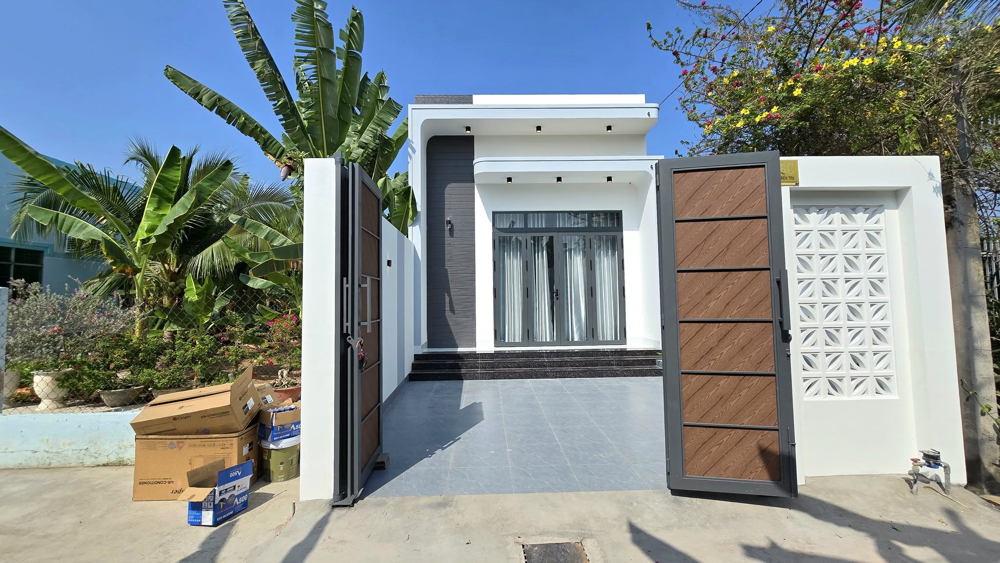 Bán nhà mới hoàn thiện tại Phường 7, Bến Tre, hẻm đối diện Viettel, giá 1.75 tỷ