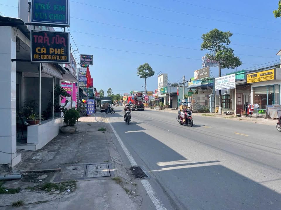 Cần bán đất mặt tiền gần ngã 4 huyện Châu Thành cũ, giá 5.7 tỷ