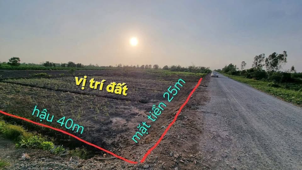 Chủ gửi bán 1000m2 đất vườn tại ấp 3 xã Thủ Thừa, Long An, nay là Tây Ninh, giá 980 triệu