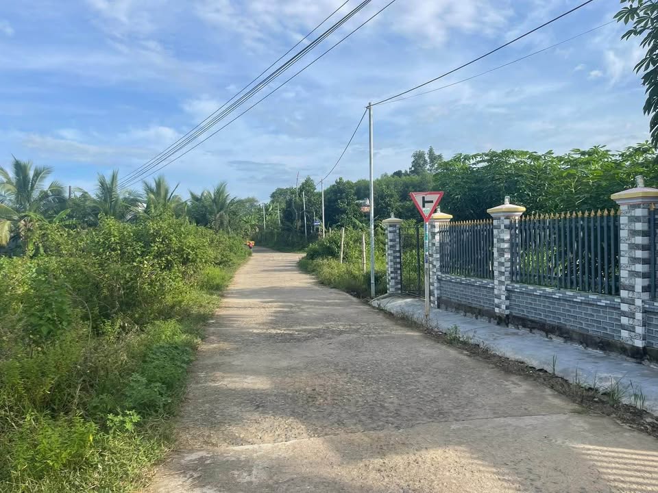 Bán đất tại Diên Lâm, Diên Khánh, Khánh Hoà, diện tích 565m2 cây lâu năm, giá 390 triệu