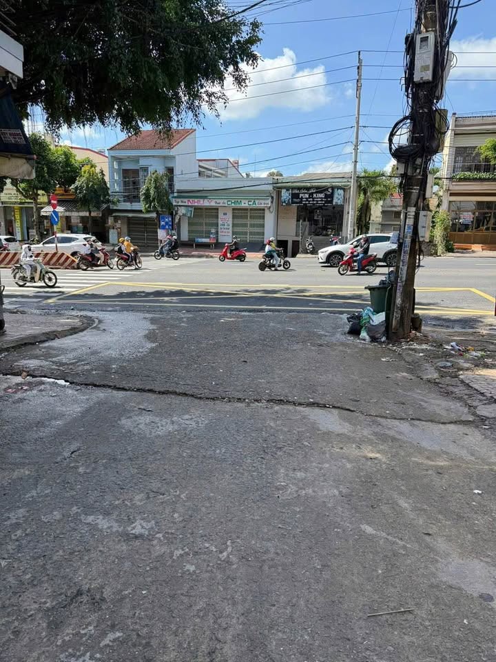 Bán đất hẻm Nguyễn Văn Cừ, nở hậu nhẹ, hẻm ô tô thông thoáng, giá 2,55 tỷ