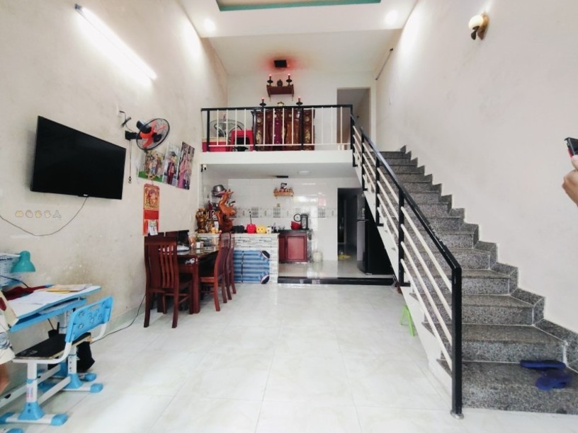 Bán nhà kiệt nhựa ô tô đua Trần Đình Tri, sát biển, cách mặt tiền chỉ 50m, giá 4.95 tỷ