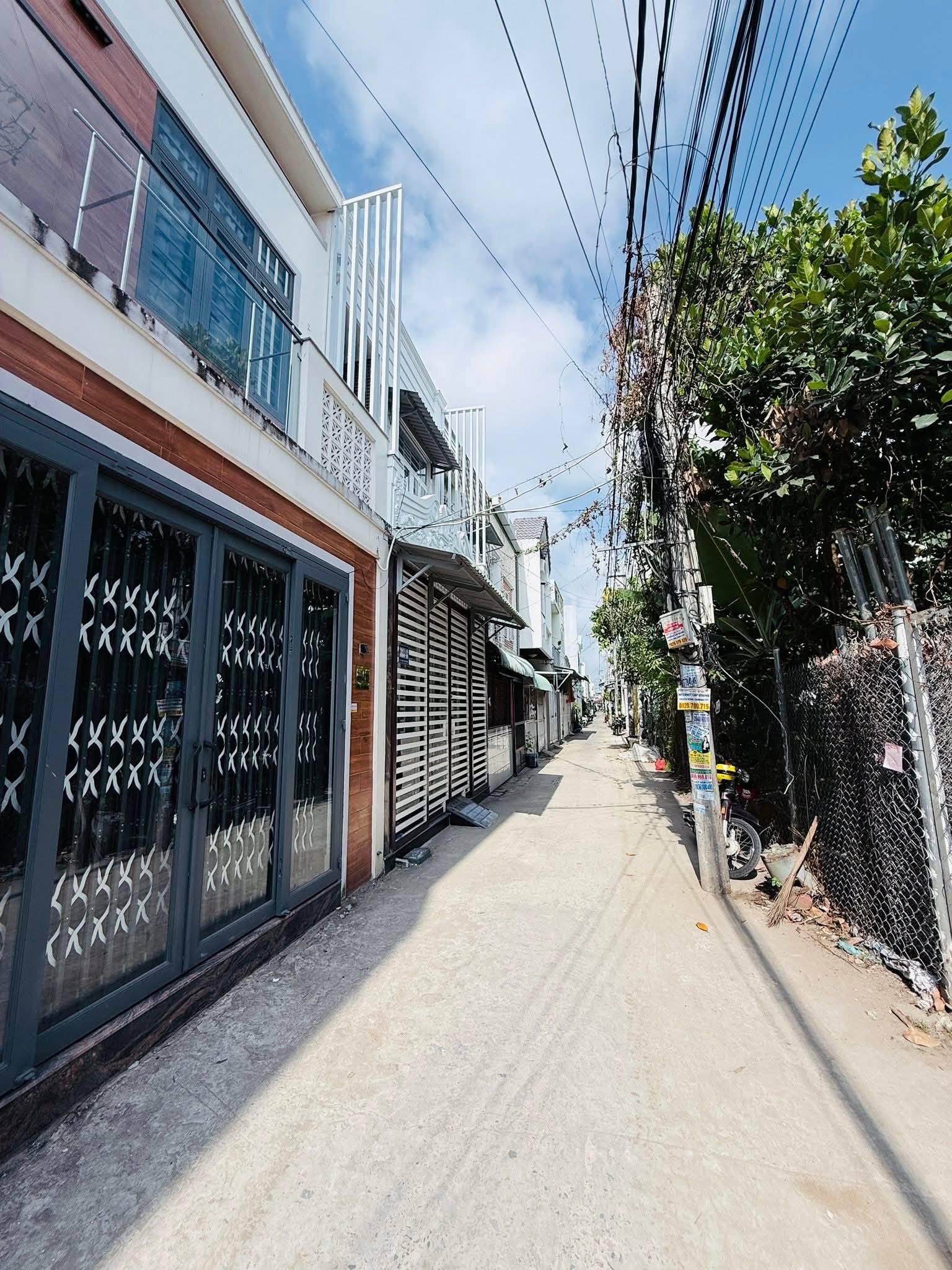 Bán nhà trệt lầu hoàn công trục chính hẻm 388 Nguyễn Văn Cừ, sau lưng khu dân cư Đại Ngân, giá 2.55 tỷ