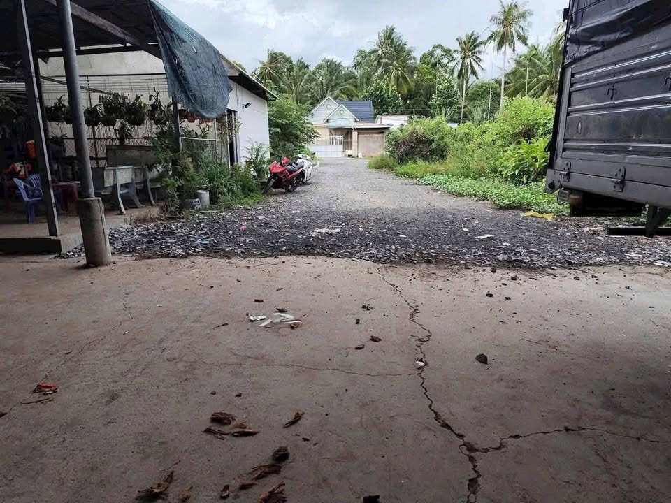 Bán kho bãi, nhà xưởng, khu công nghiệp huyện Mỏ Cày Bắc, tỉnh Bến Tre, giá 6,3 tỷ