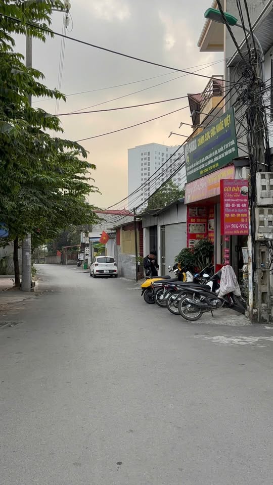 Bán nhà 3 tầng kinh doanh cực đỉnh, góc 2 mặt đường tại Minh Quyết, Khai Quang, Vĩnh Phúc