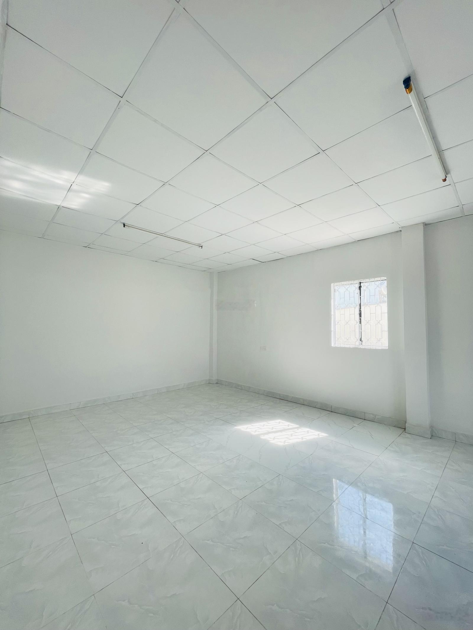 Bán nhà đường Văn Thân, Phường 8, Quận 6, 35m2, 5x7 nở hậu đẹp, 4PN, 3 tầng, 3WC, SHR chính chủ KQH