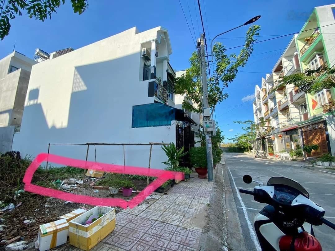 Cắt lỗ bán gấp lô đất trong khu dân cư Nguyễn Hữu Trí - SHR - 650 TR