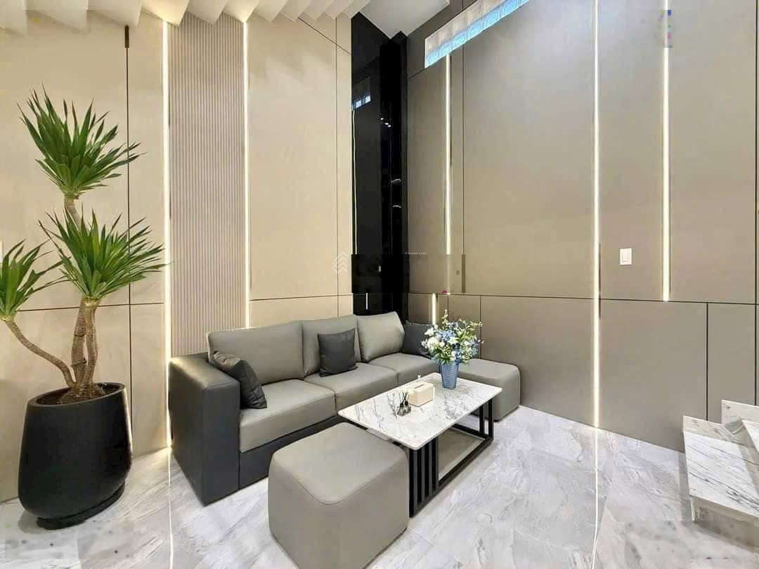 Nhà đẹp - Giá rẻ nhất khu vực Lê Văn Sỹ, Phường 13, Phú Nhuận. Giá 4,79 Tỷ/ 72,5m2- 4 tầng- Sổ sẵn