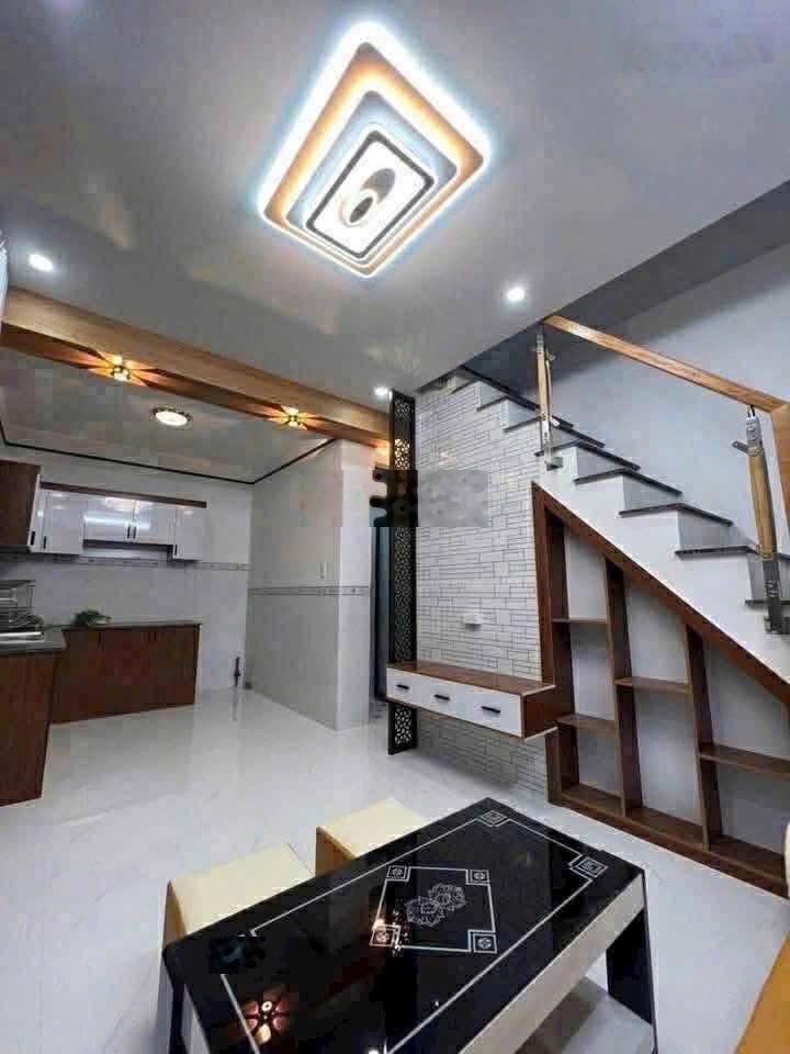 Bán nhà siêu đẹp nhà mới xây đất sạch khu chợ Điều Long Bình đường ô tô nhà mới tinh tặng nội thất