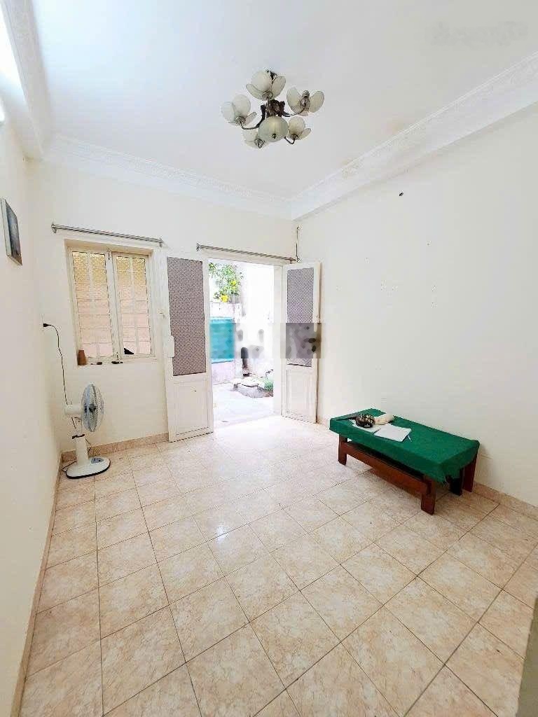 Bán nhà 3 tầng - 4pn - Phan Văn Trị Gò Vấp - Vincom - Ermart - Giáp Bình Thạnh