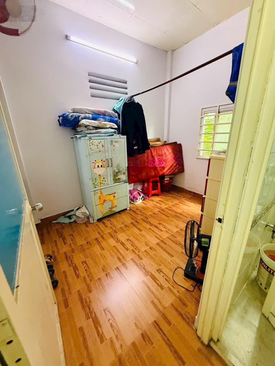 Nhà đường số 18 gò vấp diện tích 40m2