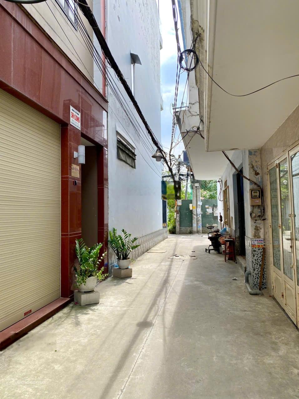 Mình chính chủ cần bán nhà VB hẻm xe hơi Quận 7