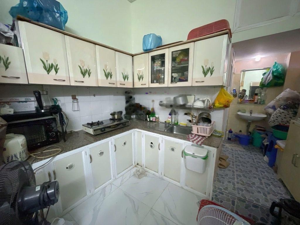 Siêu phẩm 2 tầng - ngang khủng hơn 8m - ngay trung tâm tân bình