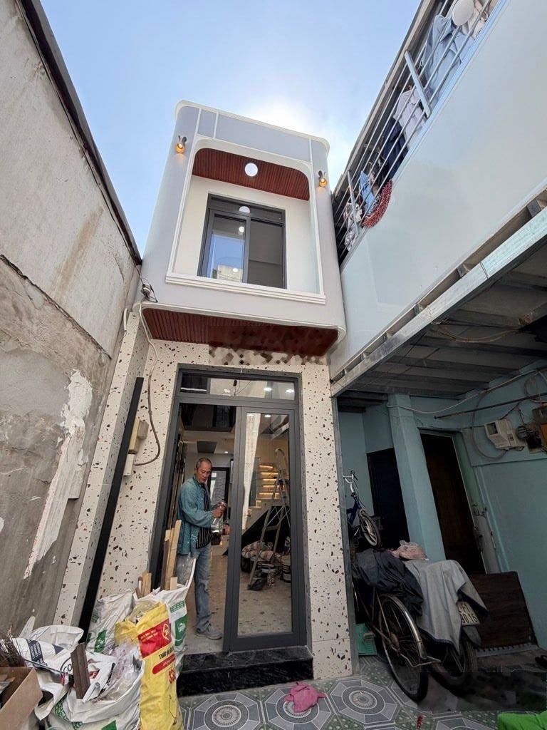 Nhà 2 tầng mới đẹp ở ngay-bình thuận cũ trung tâm q7 -dtcn 38m2- shr hoàn công chỉ 3.7 tỷ