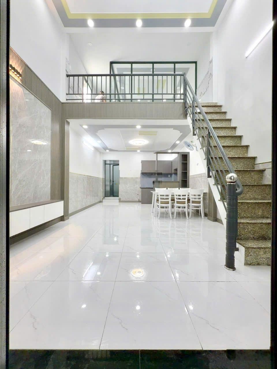 Bán nhà riêng tại Thới An 16, 4,5x11m, 3PN, 1 phòng thờ, 2WC, đầy đủ nội thất hàng hiếm tại Quận 12