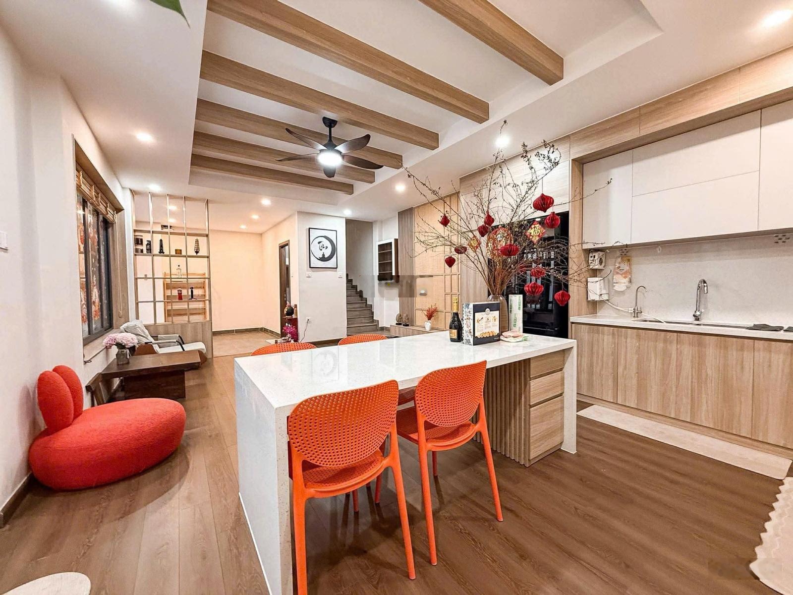 Bán nhà riêng tại Đường Nguyễn Văn Thương, 3,4 tỷ, 60m2, giá siêu hời