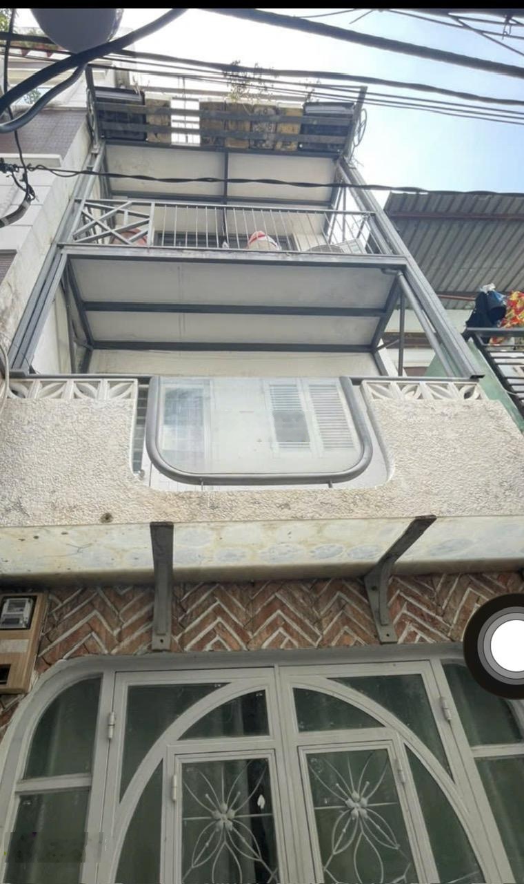 Bán nhà gần khu Him Lam vị trí đẹp, nhà cao tầng dọn vào ở ngay