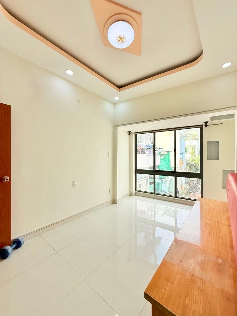 Bán nhà Cô Bắc, Phú Nhuận, 3x6m, 3 tầng BTCT, Hẻm 3.5m thông cách 15m ra Mặt Tiền - CHỈ 4.25TỶ TL