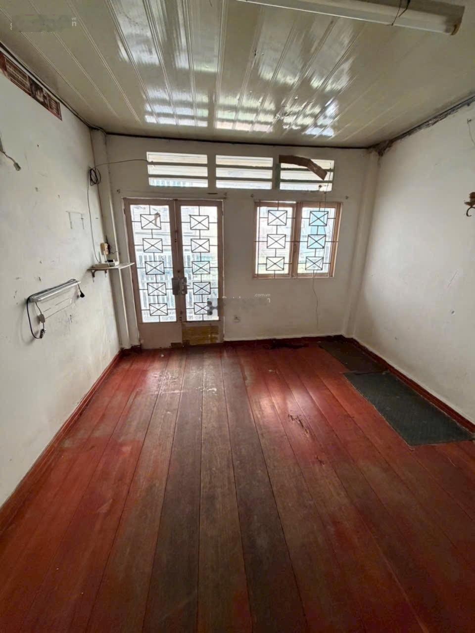 Nhà đường CMT8 - F5 - Tân Bình, giá 3,38 tỷ Bán nhà 2/ Đường CMT8 hẻm 4m