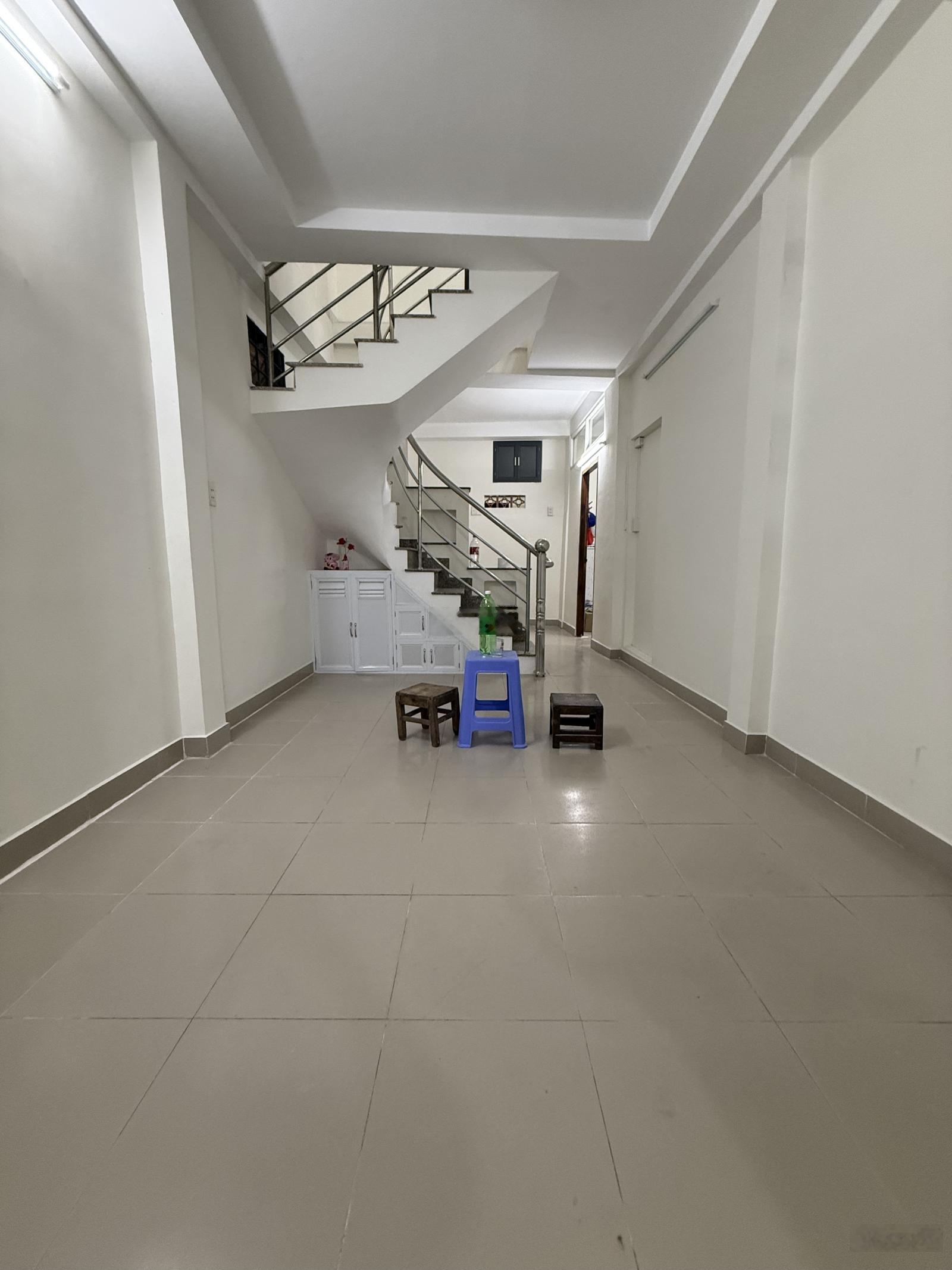 Nhà hẻm 2m Hồng Lạc P10 Tân Bình, 3x12, 2 tầng giá 3.2 tỷ TL