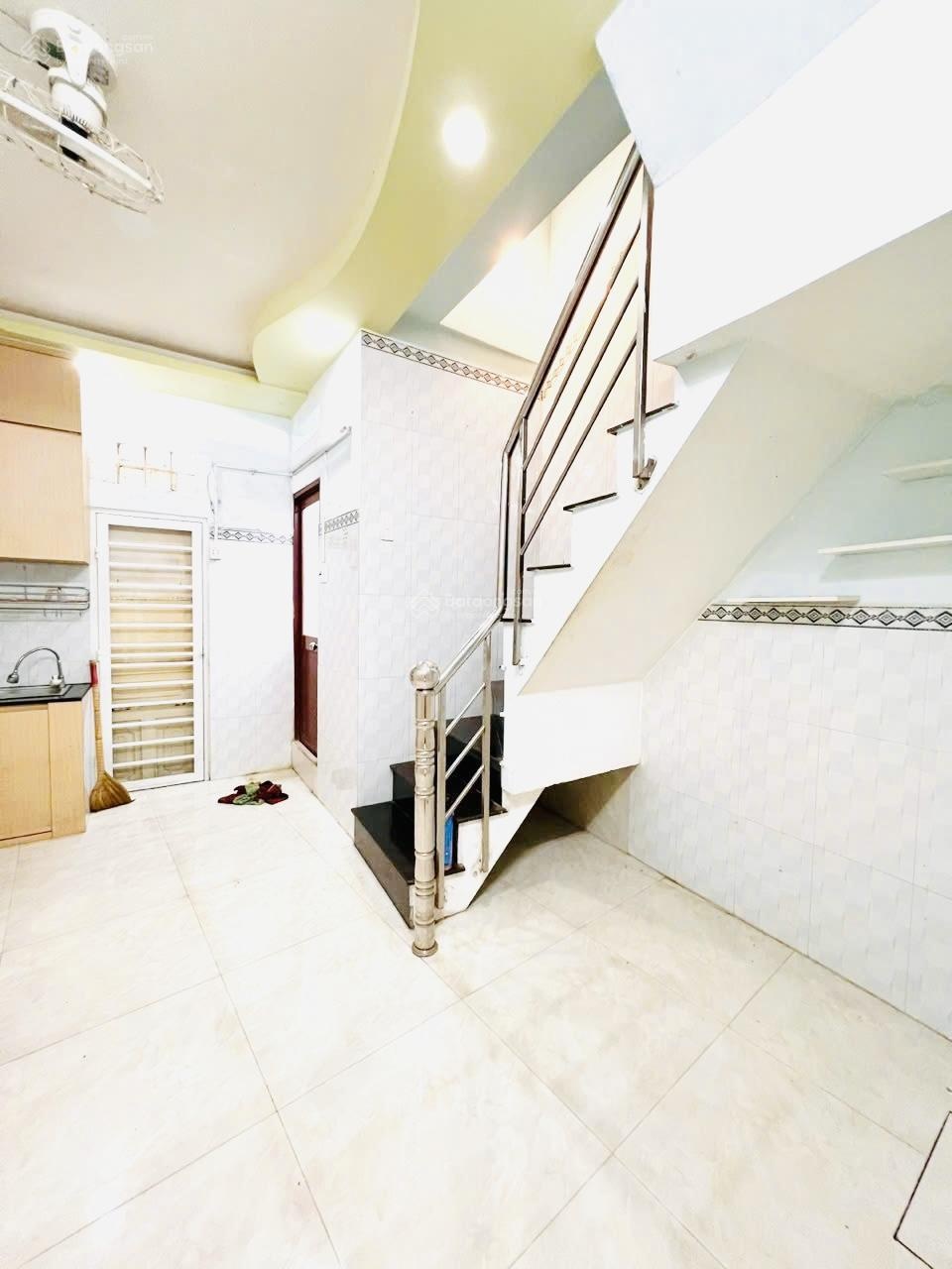 Nhà 2 mặt hẻm bùi thế mỹ p10 tân bình 2,6 tỷ