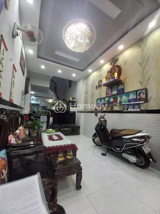 Li dị bán gấp nhà hxh 5m Lâm Văn Bền,giá 1,09 tỷ,dt 64m2,sổ riêng,gần trường THCS Nguyễn Hữu Thọ